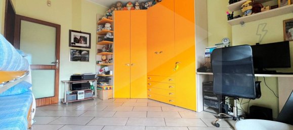 4 rooms Apartment in Bari, Italy No. 23794 21