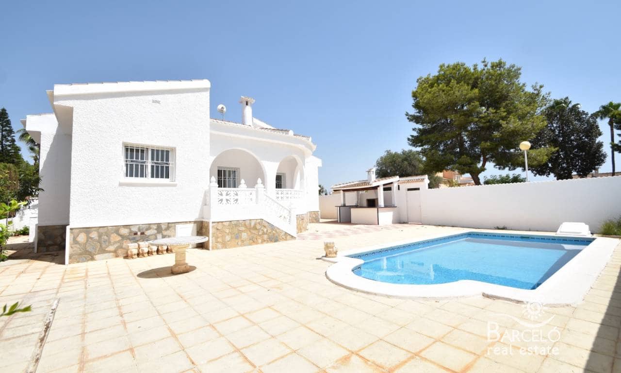 Villa de 3 dormitorios en Ciudad Quesada, Spain No. 258245