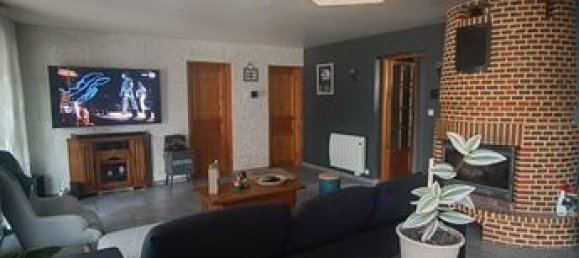 4 bedrooms House in Oise, France No. 300289 3