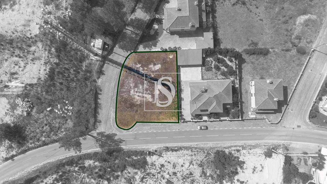 742m² Land in Amarante, Portugal No. 206862