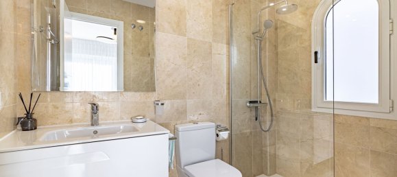 3 bedrooms Duplex in Marbella, Spain No. 133953 7