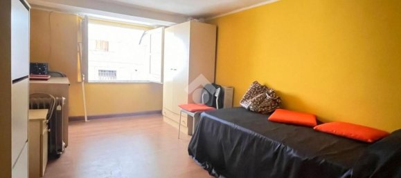 3-salle Appartement à Catania, Italy No. 48256 29