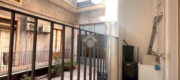 3-salle Appartement à Catania, Italy No. 48256 26