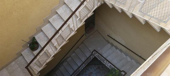 Edifício de 8 divisões em Trapani, Italy N.º 108472 30