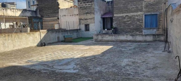 Edifício de 8 divisões em Trapani, Italy N.º 108472 9