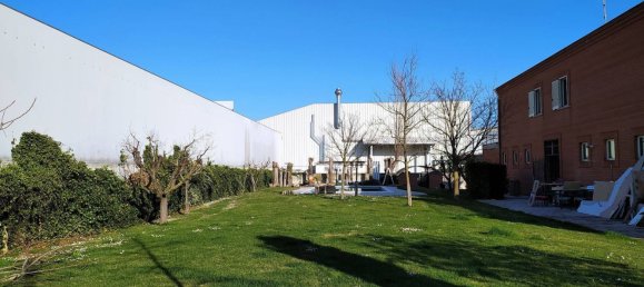 Entrepôt à Civitella del Tronto, Italy 600m² No. 321732 2