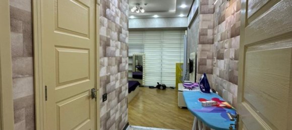 Apartamento de 3 dormitorios en Yasamal, Azerbaijan No. 2002 11