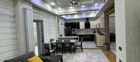Apartamento de 3 dormitorios en Yasamal, Azerbaijan No. 2002 12