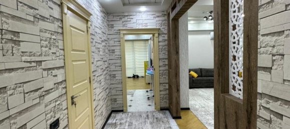 Apartamento de 3 dormitorios en Yasamal, Azerbaijan No. 2002 2