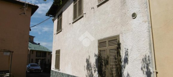 2 Schlafzimmer Haus in Genoa, Italy, Nr. 39463 17