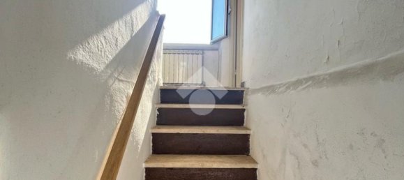 2 Schlafzimmer Haus in Genoa, Italy, Nr. 39463 19