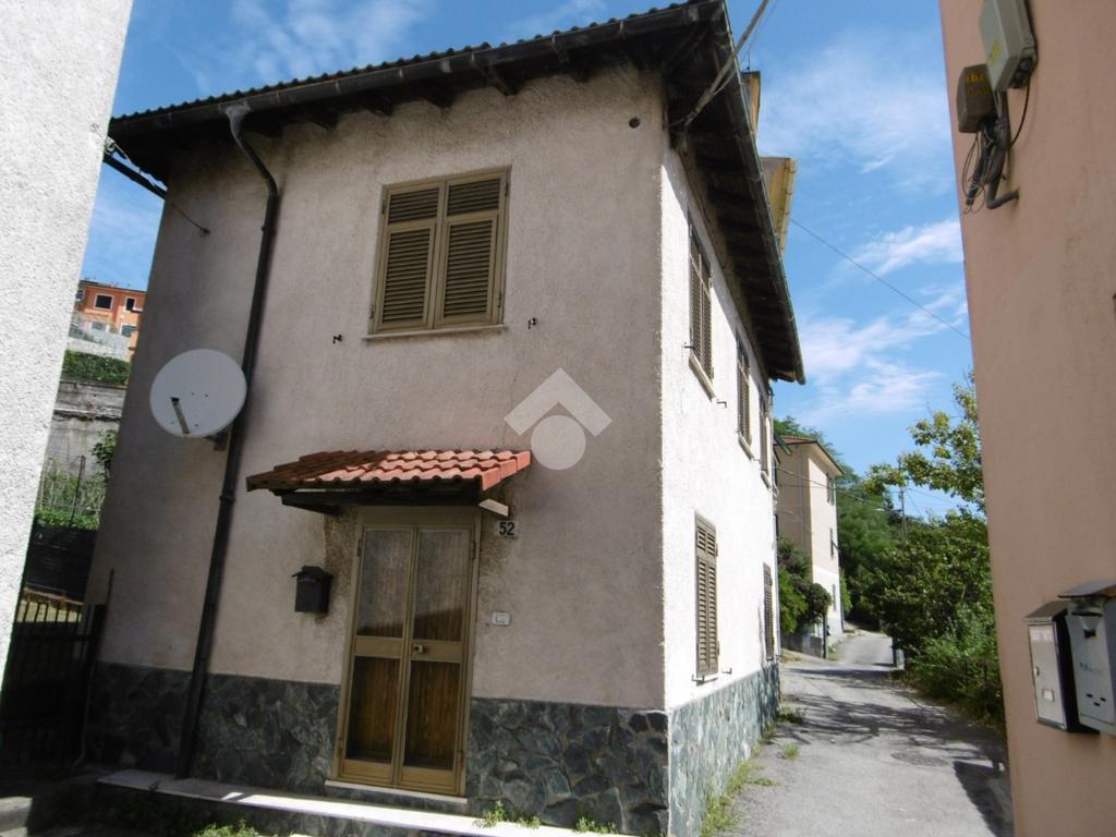 2 Schlafzimmer Haus in Genoa, Italy, Nr. 39463