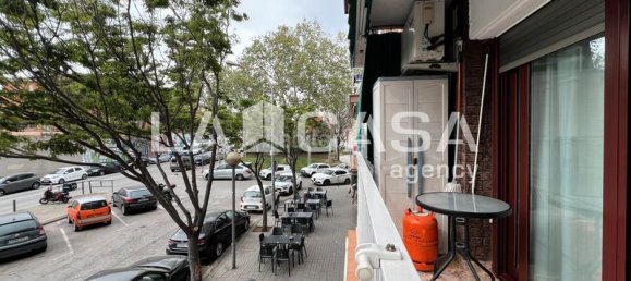 3 bedrooms Apartment in Badalona, Spain No. 169680 2