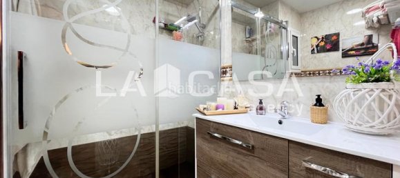 3 bedrooms Apartment in Badalona, Spain No. 169680 26