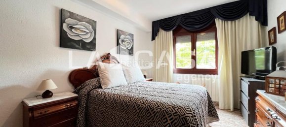 3 bedrooms Apartment in Badalona, Spain No. 169680 11