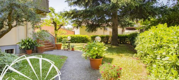 5-Zimmer Wohnung in Prato, Italy, Nr. 104790 8