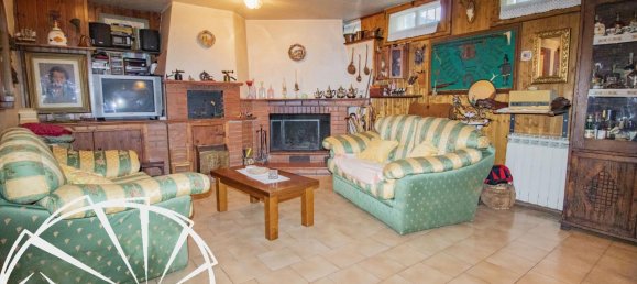 5-Zimmer Wohnung in Prato, Italy, Nr. 104790 15
