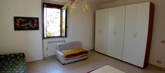 5 rooms Apartment in Collazzone, Italy No. 292911 33