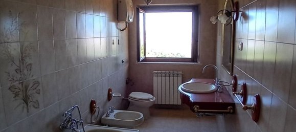 5 rooms Apartment in Collazzone, Italy No. 292911 21