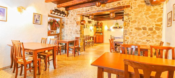 358m² Commercial property in Pordenone, Italy No. 124594 10