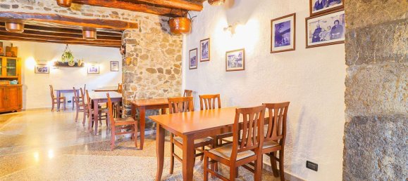 358m² Commercial property in Pordenone, Italy No. 124594 9