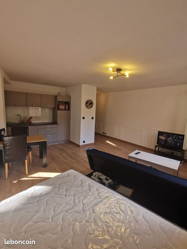 Studio in Carpentras, France No. 361047