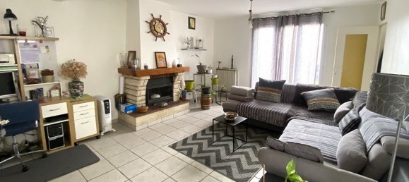 3 bedrooms House in Villemomble, France No. 184906 3