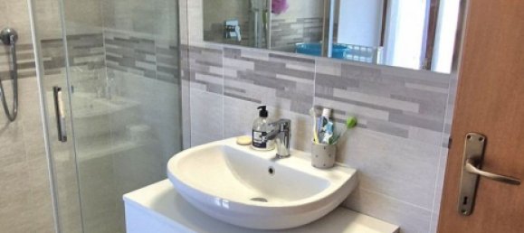 2-salle Appartement à Calolziocorte, Italy No. 336425 23