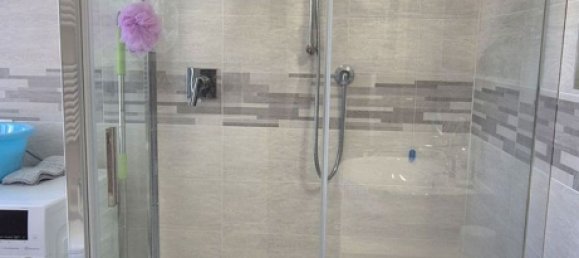 2-salle Appartement à Calolziocorte, Italy No. 336425 24