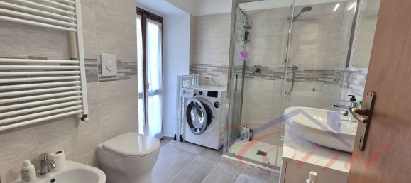 2-salle Appartement à Calolziocorte, Italy No. 336425 21