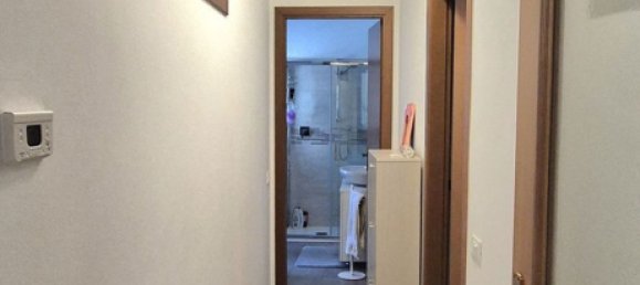 2-salle Appartement à Calolziocorte, Italy No. 336425 16