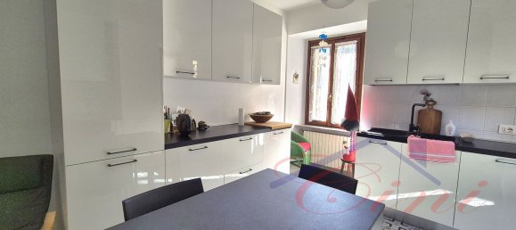 2-salle Appartement à Calolziocorte, Italy No. 336425 3