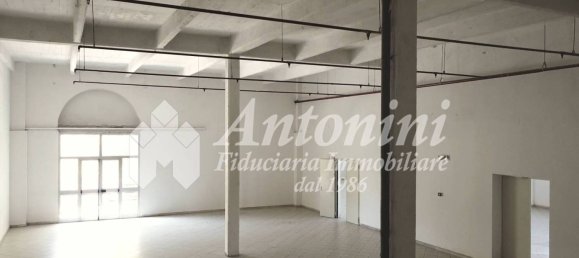 5غرفة مستودع في Rome, Italy رقم 336805 50