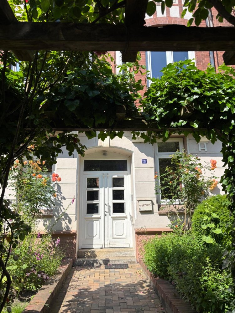 Apartamento de 2 dormitorios en Kiel, Germany No. 338290