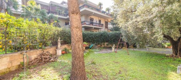 4 bedrooms Apartment in Rome, Italy No. 68374 8