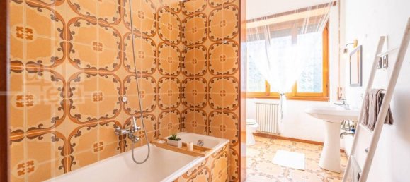 4 bedrooms Apartment in Rome, Italy No. 68374 49