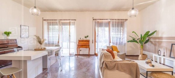 4 bedrooms Apartment in Rome, Italy No. 68374 21