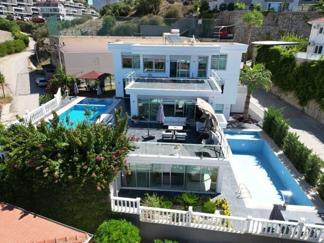 Вилла 6+1 в Анталья, Турция № 34140