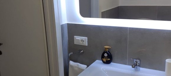 Studio in Venice, Italy No. 61347 9