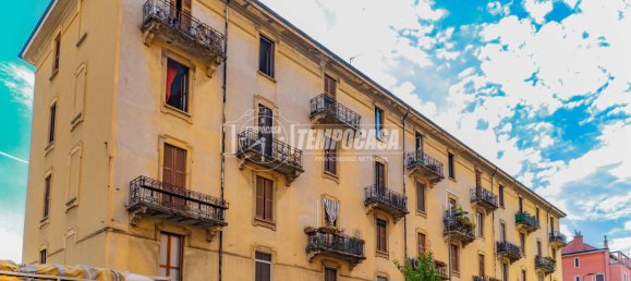 2 rooms Apartment in Milan, Italy No. 286583 2