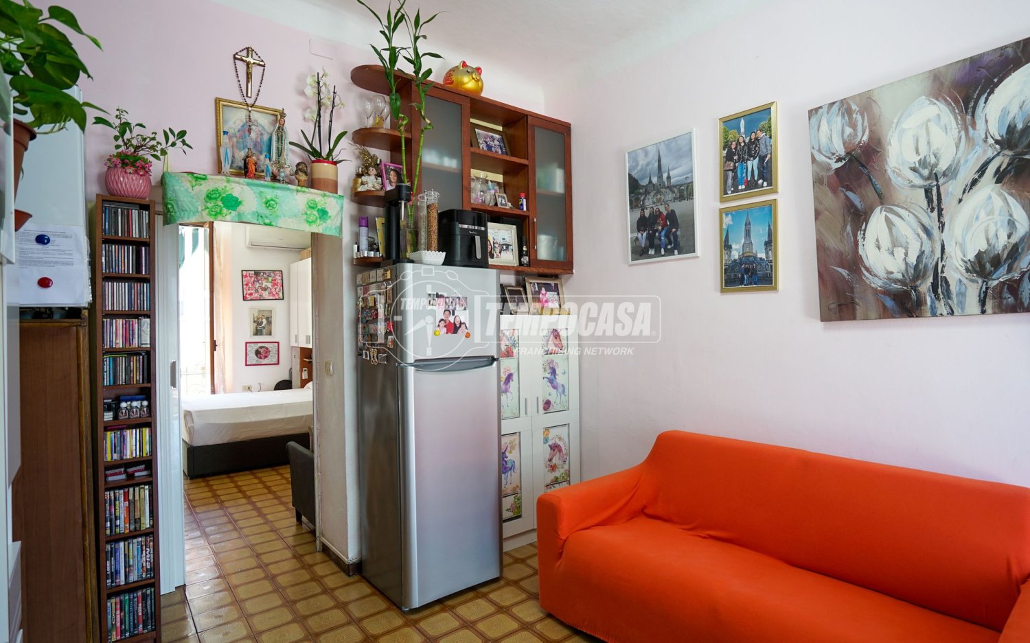 2 rooms Apartment in Milan, Italy No. 286583