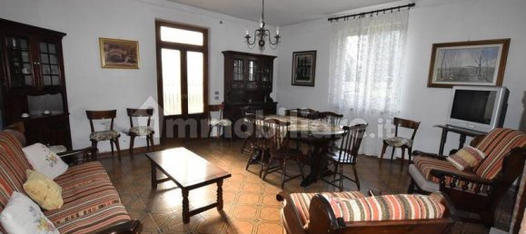 3 bedrooms Villa in Fidenza, Italy No. 280538 11