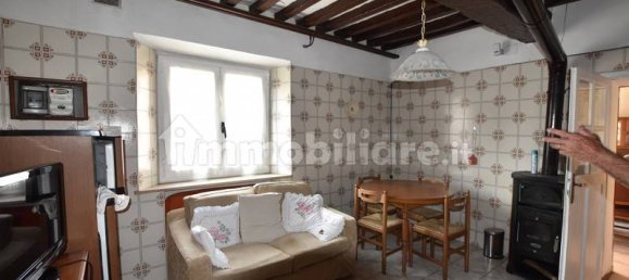 3 bedrooms Villa in Fidenza, Italy No. 280538 8