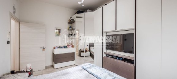 Квартира с 3 комнатами в Кастеназо, Италия № 280362 9