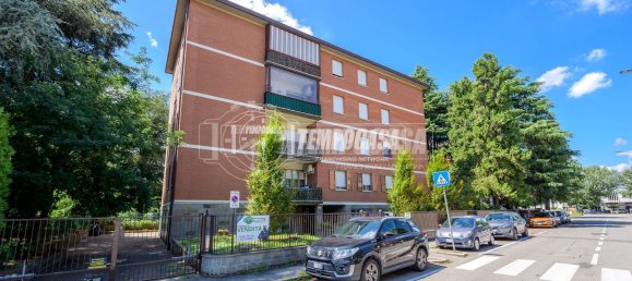 Квартира с 3 комнатами в Кастеназо, Италия № 280362 34