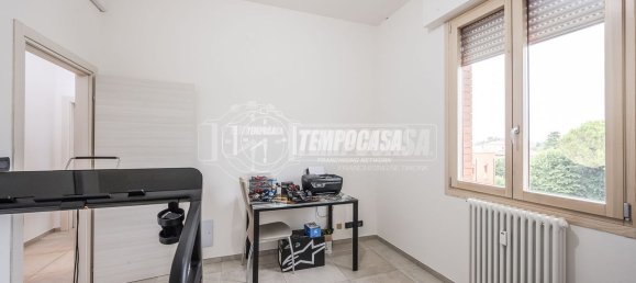 Квартира с 3 комнатами в Кастеназо, Италия № 280362 16