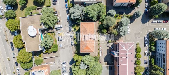 Квартира с 3 комнатами в Кастеназо, Италия № 280362 26