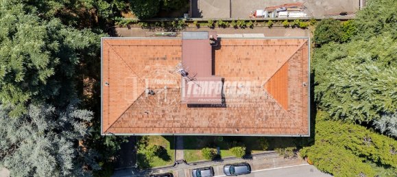 Квартира с 3 комнатами в Кастеназо, Италия № 280362 24