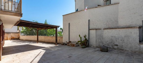 Villa de 7 dormitorios en Ostuni, Italy No. 336261 45