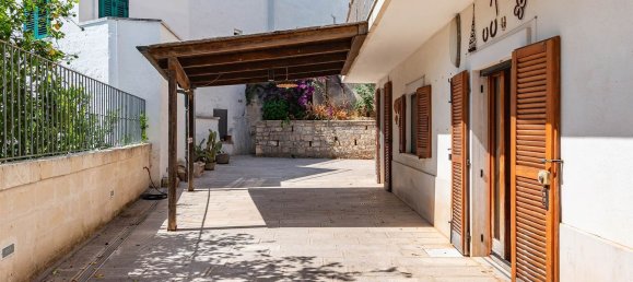 Villa de 7 dormitorios en Ostuni, Italy No. 336261 42